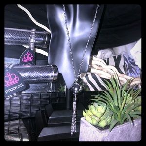 $5 necklace and earring set